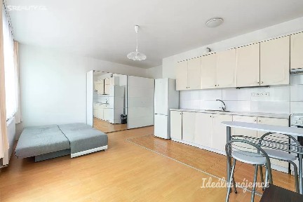 Pronájem bytu 1+kk 32 m² Farkašova, Praha - Kyje