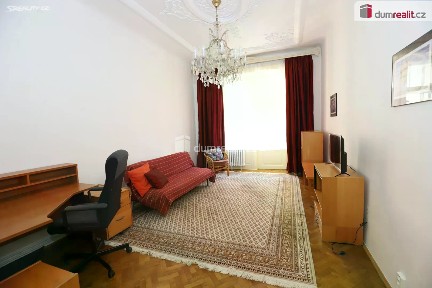 Pronájem bytu 2+1 65 m² Římská, Praha - Vinohrady