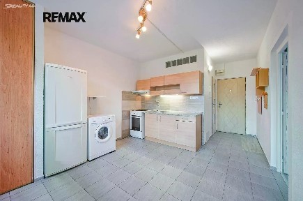 Pronájem bytu 1+1 38 m² Mírová, Cheb