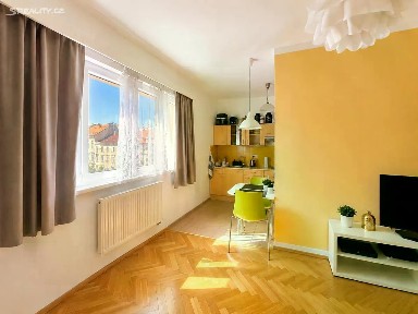 Prodej bytu 2+kk 49 m² U městských domů, Praha - Holešovice