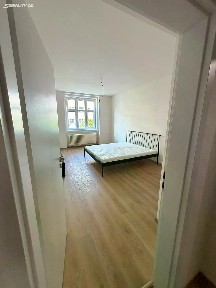 Pronájem bytu 3+1 105 m² Vinohradská, Praha