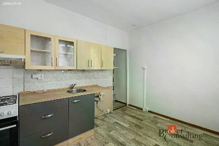 Pronájem bytu 2+1 52 m² Jugoslávská, Teplice