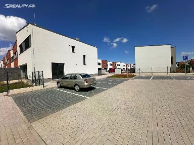 Pronájem obchodního prostoru 32 m² Hubačova, Praha - Satalice