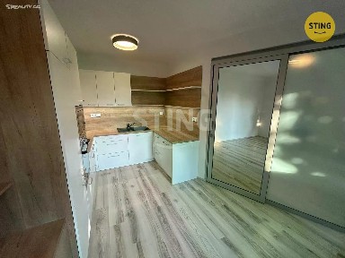 Pronájem bytu 1+1 50 m² U Sportovní školy, Pardubice