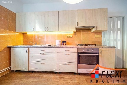 Pronájem bytu 2+1 60 m² Jateční, Opava - Předměstí