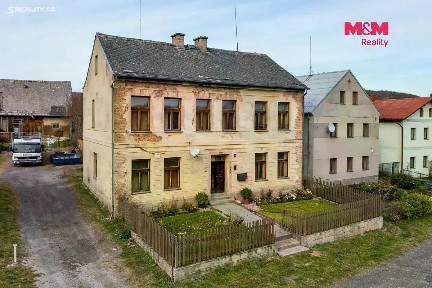 Prodej rodinného domu 200 m², pozemek 741 m² Bochov - Těšetice