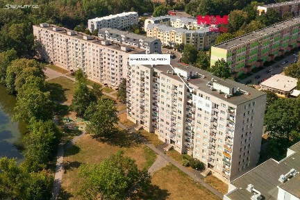 Prodej bytu 3+1 97 m² Lonkova, Pardubice - Polabiny