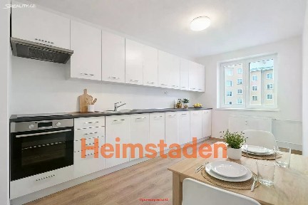 Pronájem bytu 3+1 80 m² Čs. exilu, Ostrava - Poruba