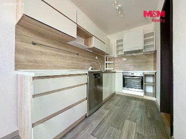 Pronájem bytu 2+kk 51 m² náměstí Svobody, Bzenec
