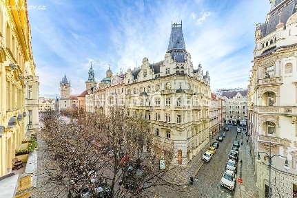Pronájem bytu 6 pokojů a více 285 m² Pařížská, Praha - Staré Město