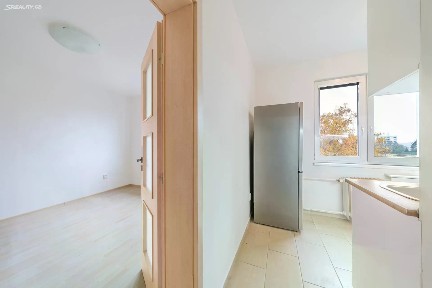 Pronájem bytu 2+1 53 m² Jemenská, Praha - Vokovice