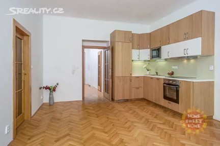 Pronájem bytu 2+kk 50 m² Vinohradská, Praha - Vinohrady