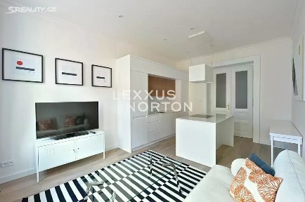 Pronájem bytu 2+kk 56 m² náměstí Jiřího z Poděbrad, Praha - Vinohrady