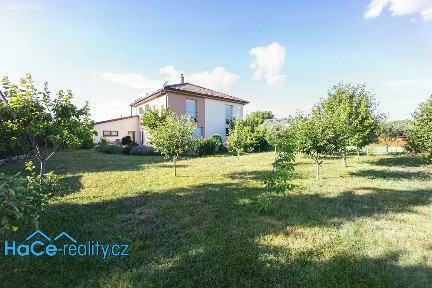 Prodej rodinného domu 200 m², pozemek 905 m² Dlouhá, Mikulovice