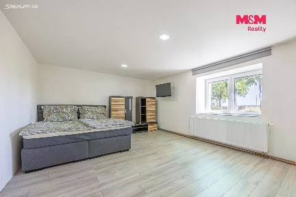 Prodej rodinného domu 206 m², pozemek 2452 m² Krásný Dvůr - Chrašťany
