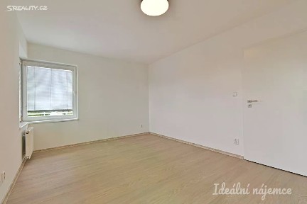 Pronájem bytu 2+kk 34 m² Kobylnická, Brno - Slatina
