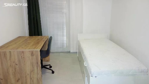 Pronájem bytu pokoje 39 m² Rokycanova, Olomouc - Nové Sady
