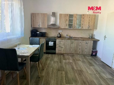 Pronájem bytu 1+1 56 m² Náves Svobody, Olomouc - Holice