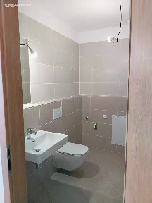 Prodej bytu 1+kk 33 m² Gollové, Praha - Hlubočepy