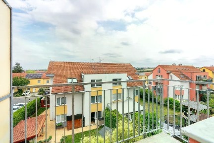 Pronájem bytu 3+kk 89 m²