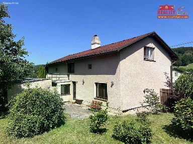 Prodej rodinného domu 160 m², pozemek 947 m² Hronov - Zbečník