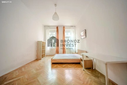 Pronájem bytu 3+1 95 m² Slavíkova, Praha