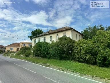 Prodej rodinného domu 620 m², pozemek 1319 m²