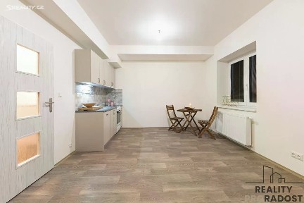 Pronájem bytu 1+kk 27 m² Hraničky, Ostrava - Polanka nad Odrou