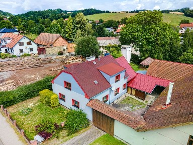 Prodej rodinného domu 212 m², pozemek 902 m² České Libchavy