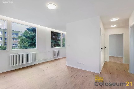 Prodej bytu 3+1 55 m² Vodárenská, Kladno - Kročehlavy