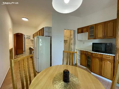 Pronájem bytu 3+1 90 m² Přílucká, Zlín - Příluky