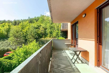 Pronájem bytu 2+kk 53 m² Jeřabinová, Praha - Smíchov