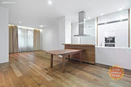 Pronájem bytu 3+kk 109 m² Laubova, Praha - Vinohrady