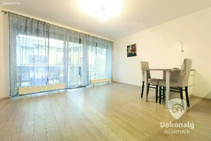 Pronájem bytu 1+kk 34 m² Lindleyova, Praha - Dejvice