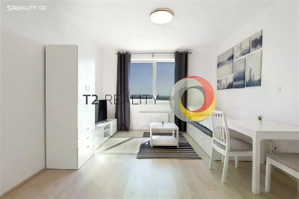 Pronájem bytu 1+kk 31 m² Magisterská, Plzeň - Jižní Předměstí
