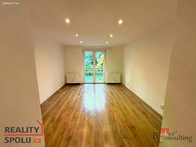Pronájem bytu 2+1 48 m² Resslova, Lovosice