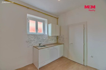 Pronájem bytu 4+1 80 m²