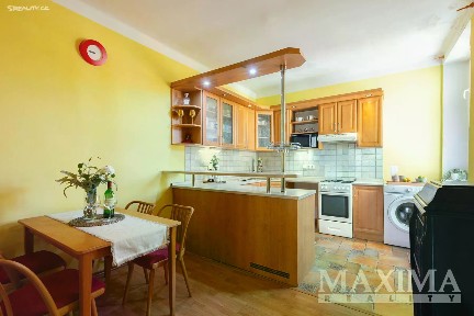 Prodej bytu 2+1 65 m² Sokolovská, Praha - Karlín