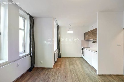 Pronájem bytu 1+kk 30 m² Lucemburská, Praha - Praha 3