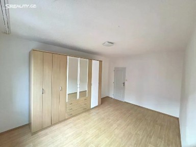 Pronájem bytu 3+kk 64 m² Horolezecká, Praha - Hostivař