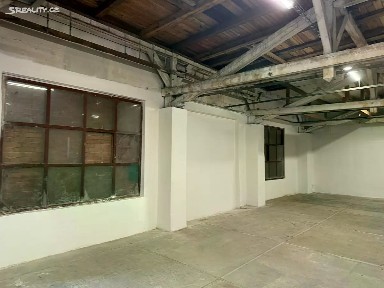 Pronájem skladového prostoru 185 m²