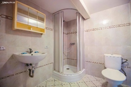 Pronájem bytu 1+kk 36 m² Rudé armády, Brandov
