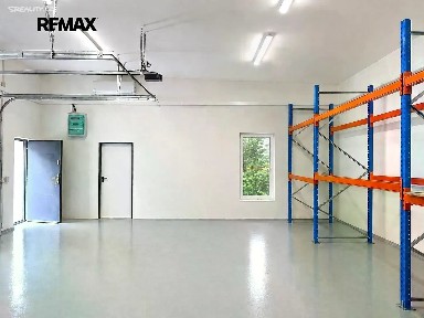 Pronájem skladového prostoru 82 m²