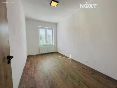 Pronájem bytu 2+1 60 m² třída Čsl. legií, České Velenice