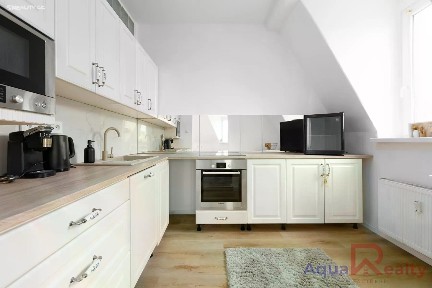 Pronájem bytu 2+1 55 m² Dr. Engla, Karlovy Vary