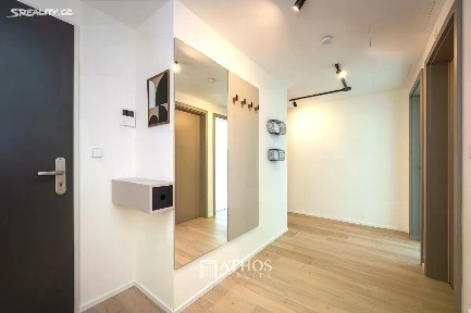 Pronájem bytu 3+kk 78 m² třída Generála Píky, Brno