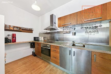 Prodej bytu 2+kk 71 m² Vídeňská třída, Znojmo