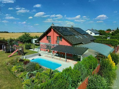 Prodej rodinného domu 373 m², pozemek 2175 m² Libeř