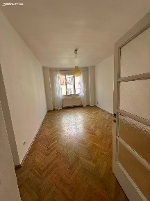 Pronájem bytu 3+1 78 m² Pivovarnická, Praha - Libeň