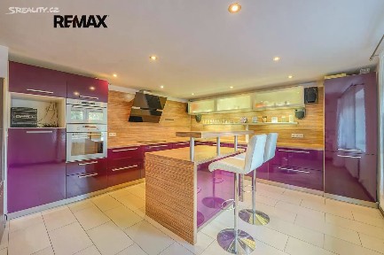 Prodej rodinného domu 323 m², pozemek 1638 m² Mlýnská, Bochov